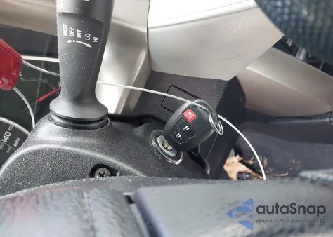 2013 Toyota Rav4 Le z USA, uszkodzony, nr VIN 2T3BFREV6DW098033